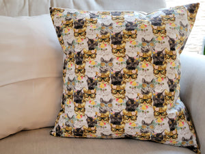 18x18 Cats in Glasses Cushion Cover