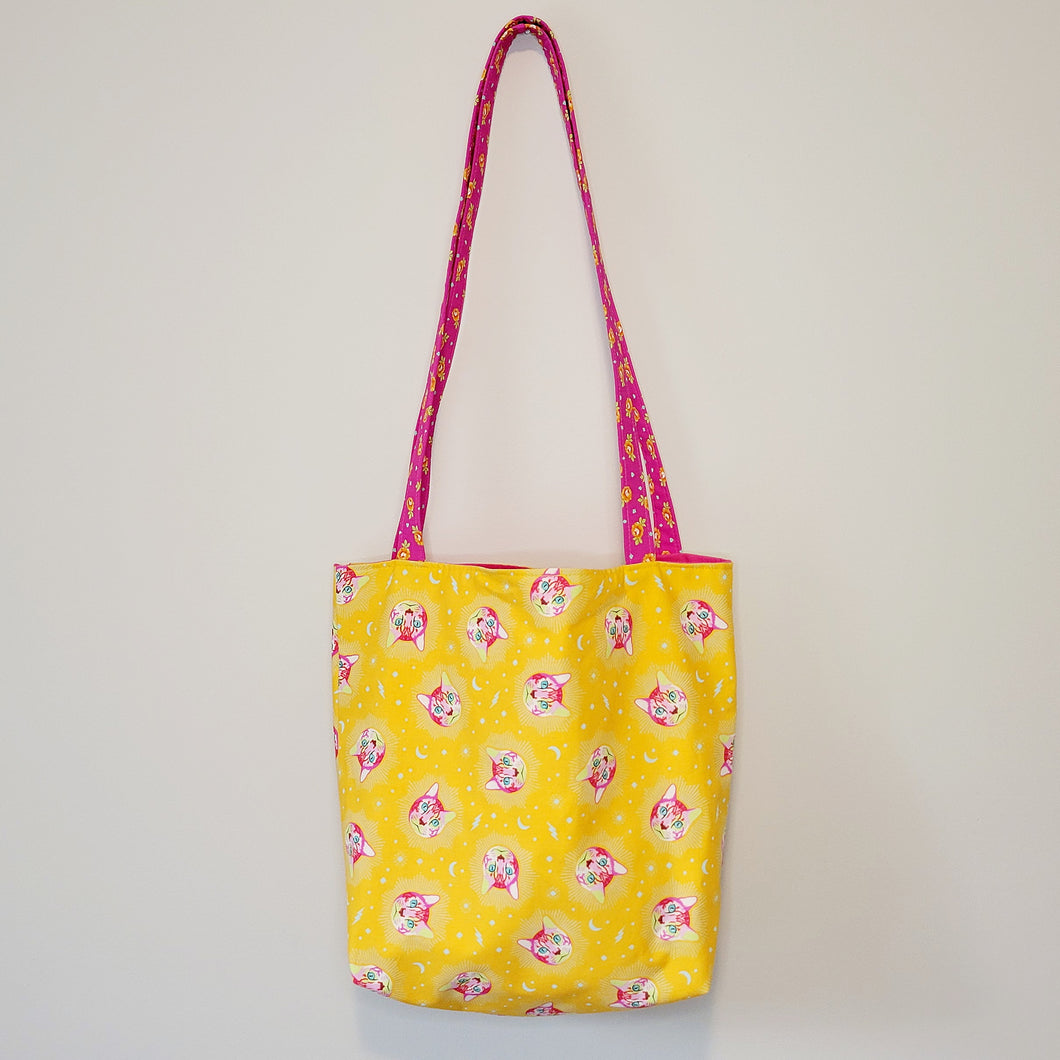 Cheshire Wonder - The Everyday Tote