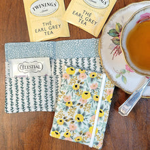 Load image into Gallery viewer, Rosa in Sunshine (Rifle Paper Co) Tea Wallet
